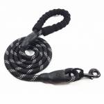 strong 5ft-reflective-dog-leash-02